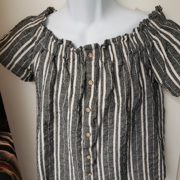 Active USA..grey and white off the shoulder top - Picture 4 of 6